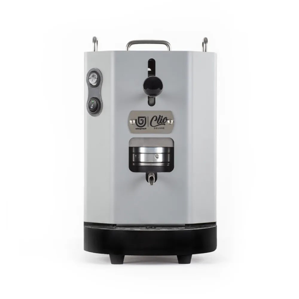 Clio Deluxe Standard