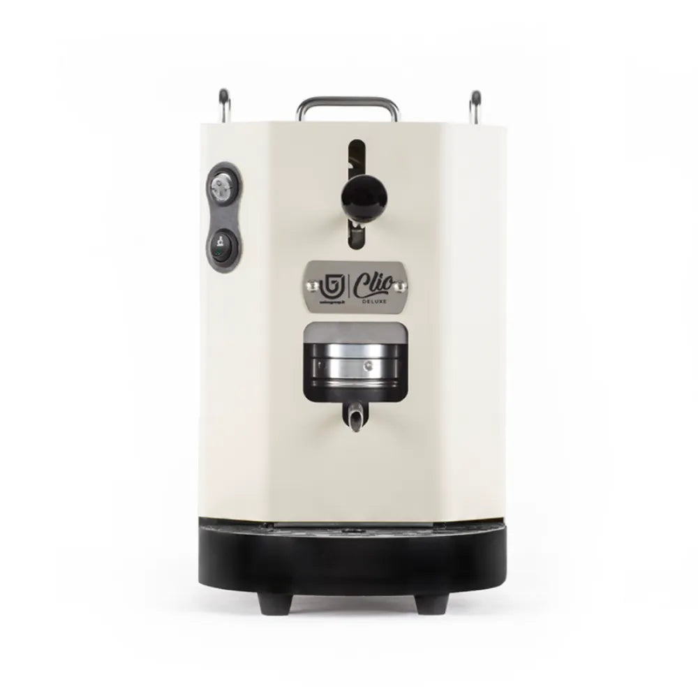 Clio Deluxe Standard